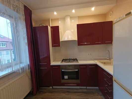 Продам однокомнатную (1-комн.) квартиру, Победы пр-кт, 87, Калининград г