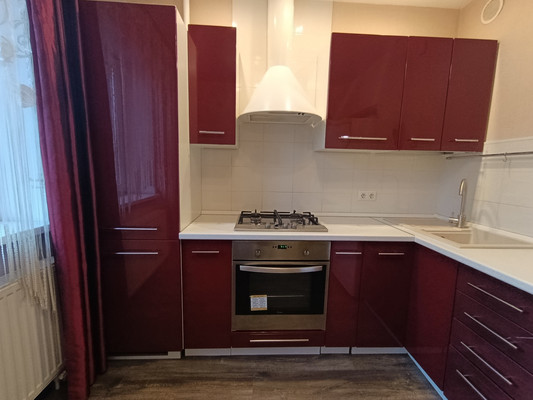 Продам однокомнатную (1-комн.) квартиру, Победы пр-кт, 87, Калининград г