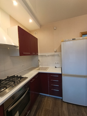 Продам однокомнатную (1-комн.) квартиру, Победы пр-кт, 87, Калининград г