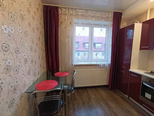 Продам однокомнатную (1-комн.) квартиру, Победы пр-кт, 87, Калининград г