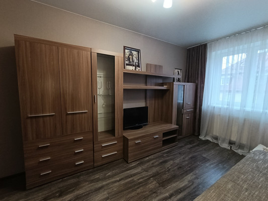 Продам однокомнатную (1-комн.) квартиру, Победы пр-кт, 87, Калининград г