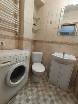 Продам однокомнатную (1-комн.) квартиру, Победы пр-кт, 87, Калининград г