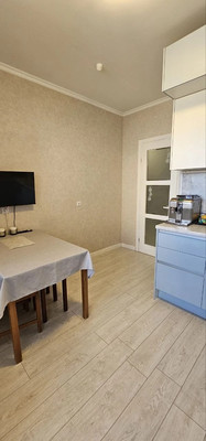 Продам двухкомнатную (2-комн.) квартиру, Бадаева ул, 14Ак1, Санкт-Петербург г