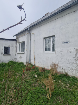 Продам двухкомнатную (2-комн.) квартиру, Хрисанфова ул, 3, Калининград г