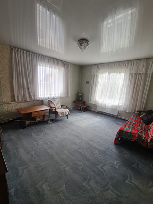 Продам двухкомнатную (2-комн.) квартиру, Хрисанфова ул, 3, Калининград г