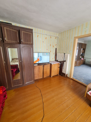 Продам двухкомнатную (2-комн.) квартиру, Хрисанфова ул, 3, Калининград г