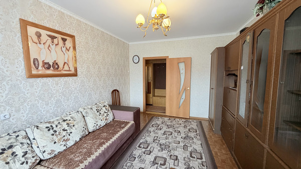 Продам трехкомнатную (3-комн.) квартиру, Октябрьское ш, 1к47, Волгодонск г