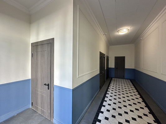 Продам трехкомнатную (3-комн.) квартиру, 18-я В.О. линия, 49, Санкт-Петербург г