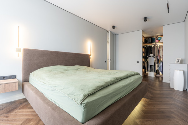 Продам однокомнатную (1-комн.) квартиру, Генерала Ерина ул, 5кд, Казань г