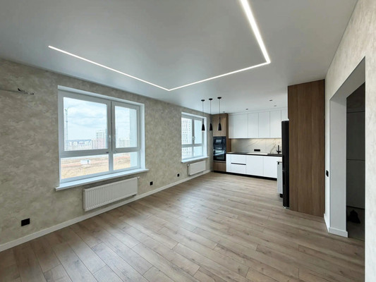 Продам трехкомнатную (3-комн.) квартиру, Петра Полушкина ул, 1, Казань г