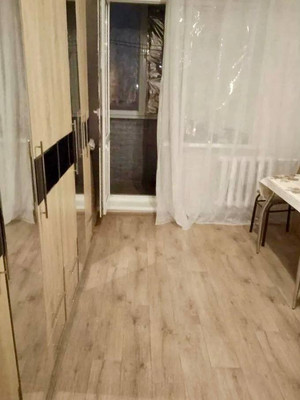 Продам трехкомнатную (3-комн.) квартиру, Октябрьское ш, 5, Волгодонск г
