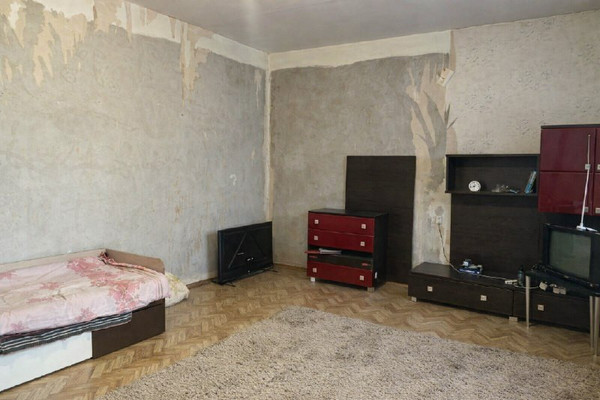 Продам однокомнатную (1-комн.) квартиру, 50-летия Победы ул, 4, Растопуловка с