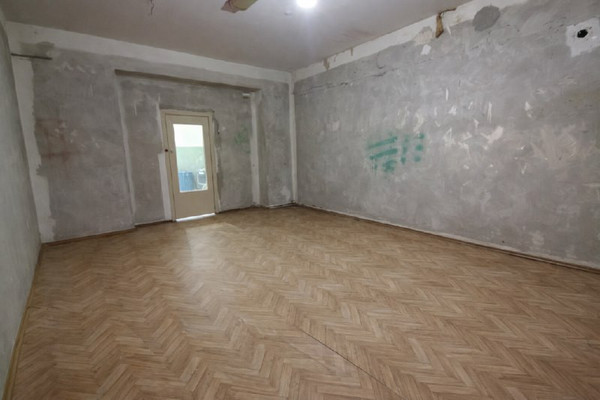 Продам однокомнатную (1-комн.) квартиру, 50-летия Победы ул, 4, Растопуловка с