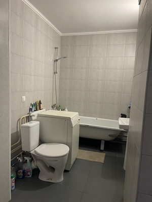 Продам двухкомнатную (2-комн.) квартиру, Ивинская ул, 11, Санкт-Петербург г