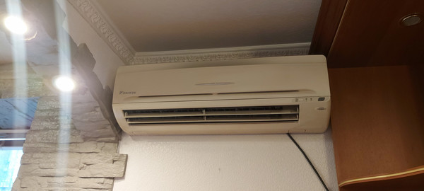 Продам однокомнатную (1-комн.) квартиру, Новороссийская ул, 2А, Санкт-Петербург г