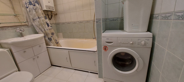 Продам однокомнатную (1-комн.) квартиру, Новороссийская ул, 2А, Санкт-Петербург г