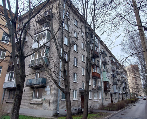 Продам однокомнатную (1-комн.) квартиру, Новороссийская ул, 2А, Санкт-Петербург г