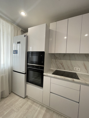 Сдам двухкомнатную (2-комн.) квартиру, Командорская ул, 15, Краснодар г