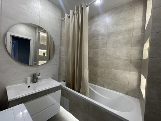 Сдам двухкомнатную (2-комн.) квартиру, Командорская ул, 15, Краснодар г