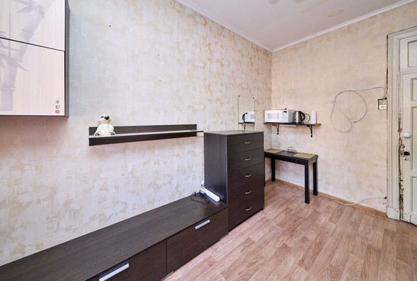 Продам многокомнатную квартиру, Свечной пер, 27А, Санкт-Петербург г