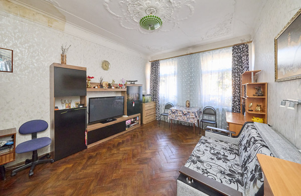 Продам многокомнатную квартиру, Свечной пер, 27А, Санкт-Петербург г