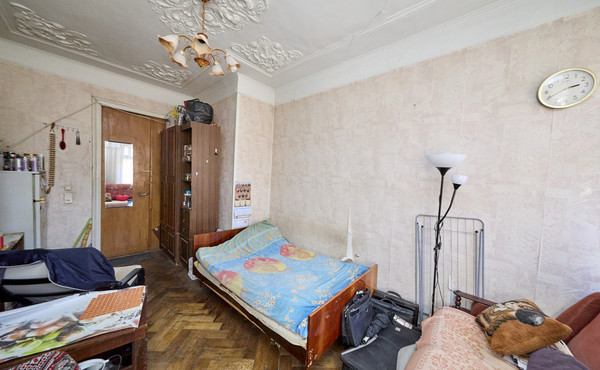 Продам многокомнатную квартиру, Свечной пер, 27А, Санкт-Петербург г