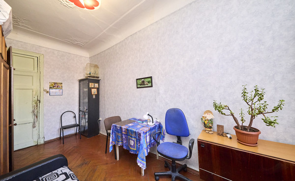 Продам многокомнатную квартиру, Свечной пер, 27А, Санкт-Петербург г