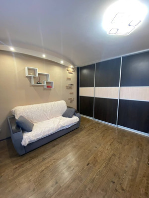 Продам однокомнатную (1-комн.) квартиру, Щербакова ул, 150к1, Тюмень г