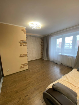 Продам однокомнатную (1-комн.) квартиру, Щербакова ул, 150к1, Тюмень г