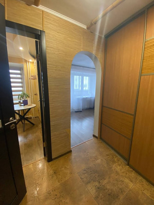 Продам однокомнатную (1-комн.) квартиру, Щербакова ул, 150к1, Тюмень г