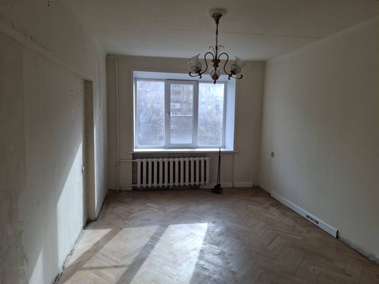 Продам двухкомнатную (2-комн.) квартиру, Паршина ул, 35к1, Москва г