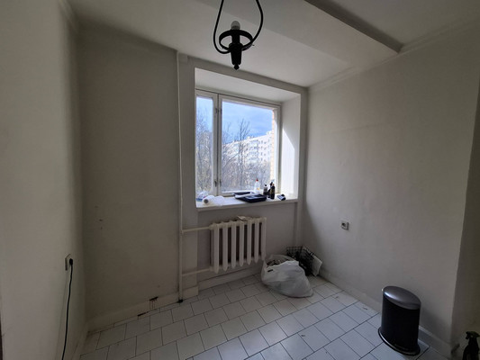 Продам двухкомнатную (2-комн.) квартиру, Паршина ул, 35к1, Москва г