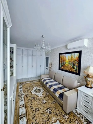 Продам двухкомнатную (2-комн.) квартиру, Глухарская ул, 30, Санкт-Петербург г