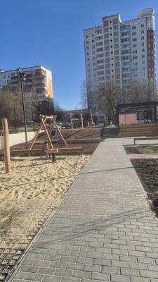 Продам трехкомнатную (3-комн.) квартиру, Карпинского ул, 11, Пермь г