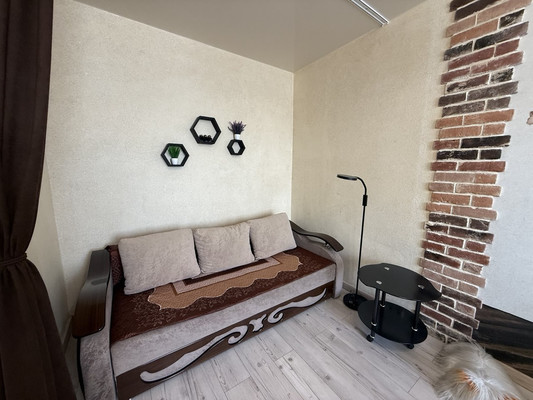 Продам однокомнатную (1-комн.) квартиру, Крымской весны ул, 1кк5, Мирное с