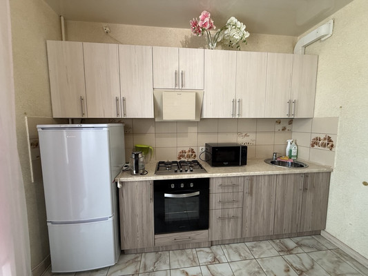 Продам однокомнатную (1-комн.) квартиру, Крымской весны ул, 1кк5, Мирное с