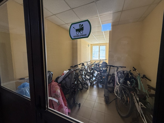 Продам однокомнатную (1-комн.) квартиру, Крымской весны ул, 1кк5, Мирное с