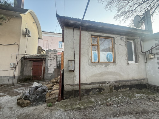 Продам двухкомнатную (2-комн.) квартиру, Жуковского ул, 21, Симферополь г