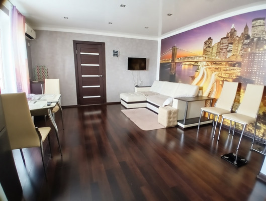 Продам трехкомнатную (3-комн.) квартиру, Видова ул, 160а, Новороссийск г