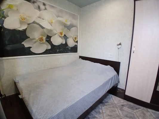 Продам трехкомнатную (3-комн.) квартиру, Видова ул, 160а, Новороссийск г