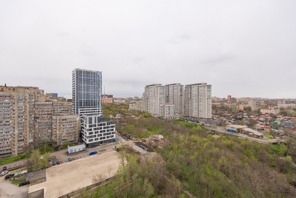 Продам двухкомнатную (2-комн.) квартиру, Береговая ул, 73, Ростов-на-Дону г