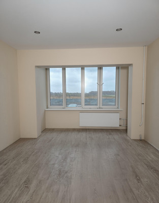 Продам однокомнатную (1-комн.) квартиру, А.К.Толстого ул, 3кБ, Брянск г