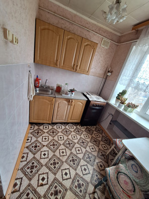 Продам трехкомнатную (3-комн.) квартиру, Ленина ул, 94, Волгодонск г