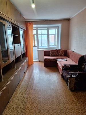 Продам трехкомнатную (3-комн.) квартиру, Ленина ул, 94, Волгодонск г