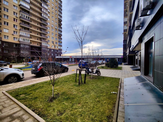 Продам двухкомнатную (2-комн.) квартиру, им. Героя Ростовского ул, 8к4, Краснодар г