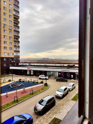 Продам двухкомнатную (2-комн.) квартиру, им. Героя Ростовского ул, 8к4, Краснодар г