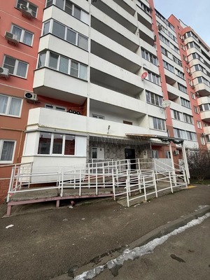 Продам однокомнатную (1-комн.) квартиру, Авиаторов пр-кт, 4, Армавир г