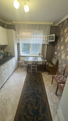 Продам двухкомнатную (2-комн.) квартиру, Рознина ул, 72, Ханты-Мансийск г