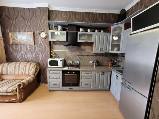 Продам двухкомнатную (2-комн.) квартиру, Дунина-Горкавича ул, 8, Ханты-Мансийск г