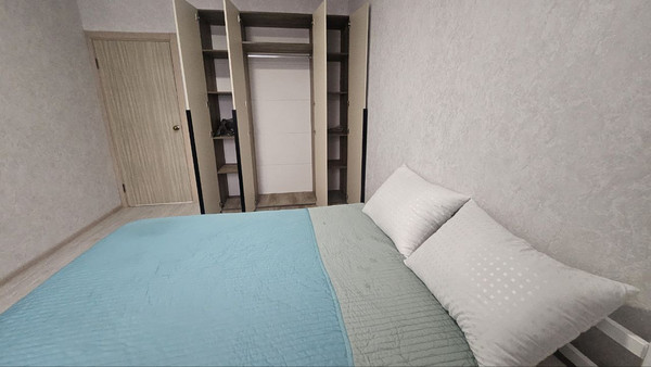 Сдам двухкомнатную (2-комн.) квартиру, им. Героя Советского Союза Якова Кобзаря ул, 17, Краснодар г